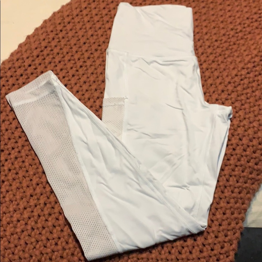 Used Aerie Chill Play Move Leggings